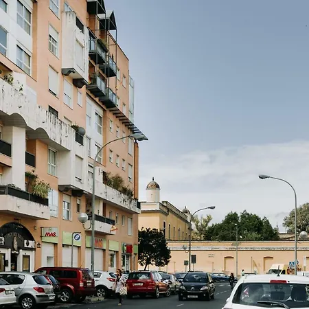 Apto. San Bernardo La Buhaira * Seville